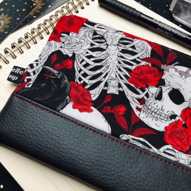 Trousse - Gothic Skull
