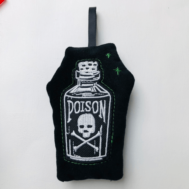 Amulette potion et poison 