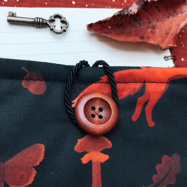 Pochette à livre broché - Le bois aux renards  