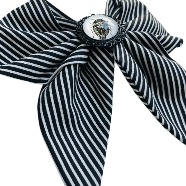 Barrette - BeetleJuice 