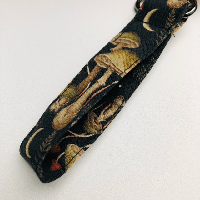 Porte clef dragonne - Amanite Phalloïde
