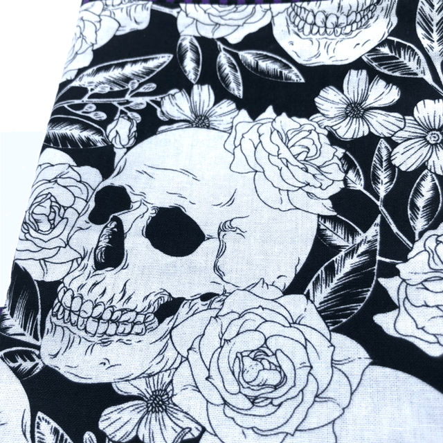Pochette à livre de poche - Modèle Skull’n’roses