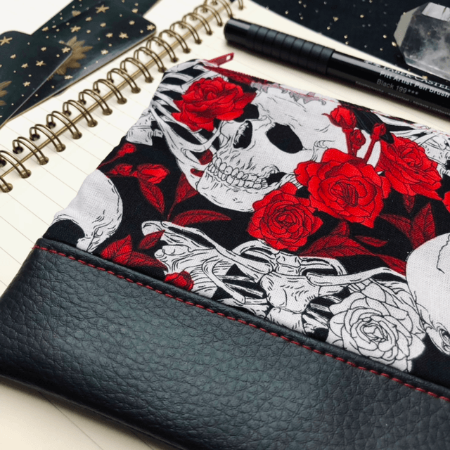 Trousse - Gothic Skull