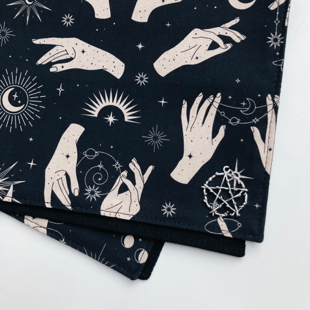 Tapis Mystic Hands
