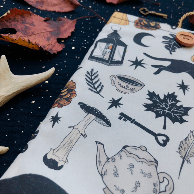 Pochette à livre de poche - Cosy witch 