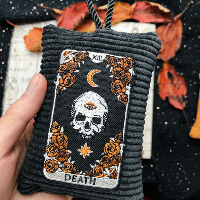 Amulette Noire - Arcane XIII du tarot - La mort 