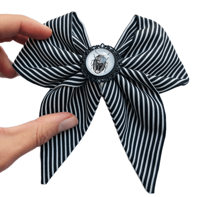 Barrette - BeetleJuice 