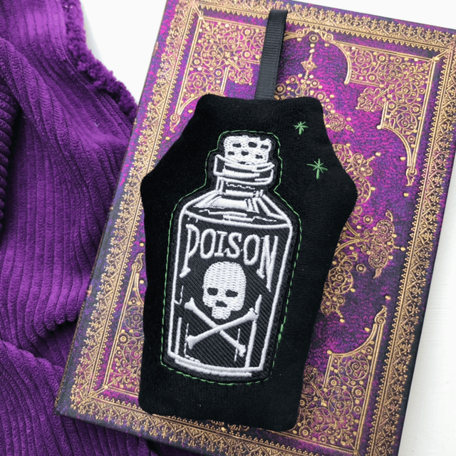 Amulette potion et poison 